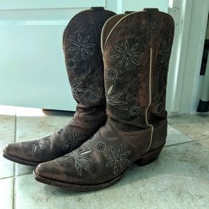 Shyanne Floral Cowgirl Boots